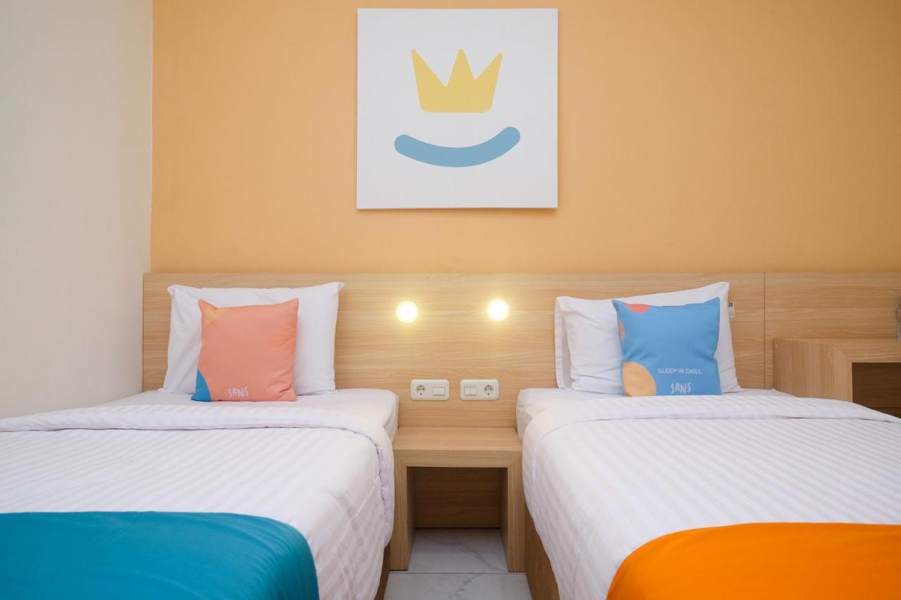 Sans Hotel Aurum Majapahit Semarang Exteriér fotografie