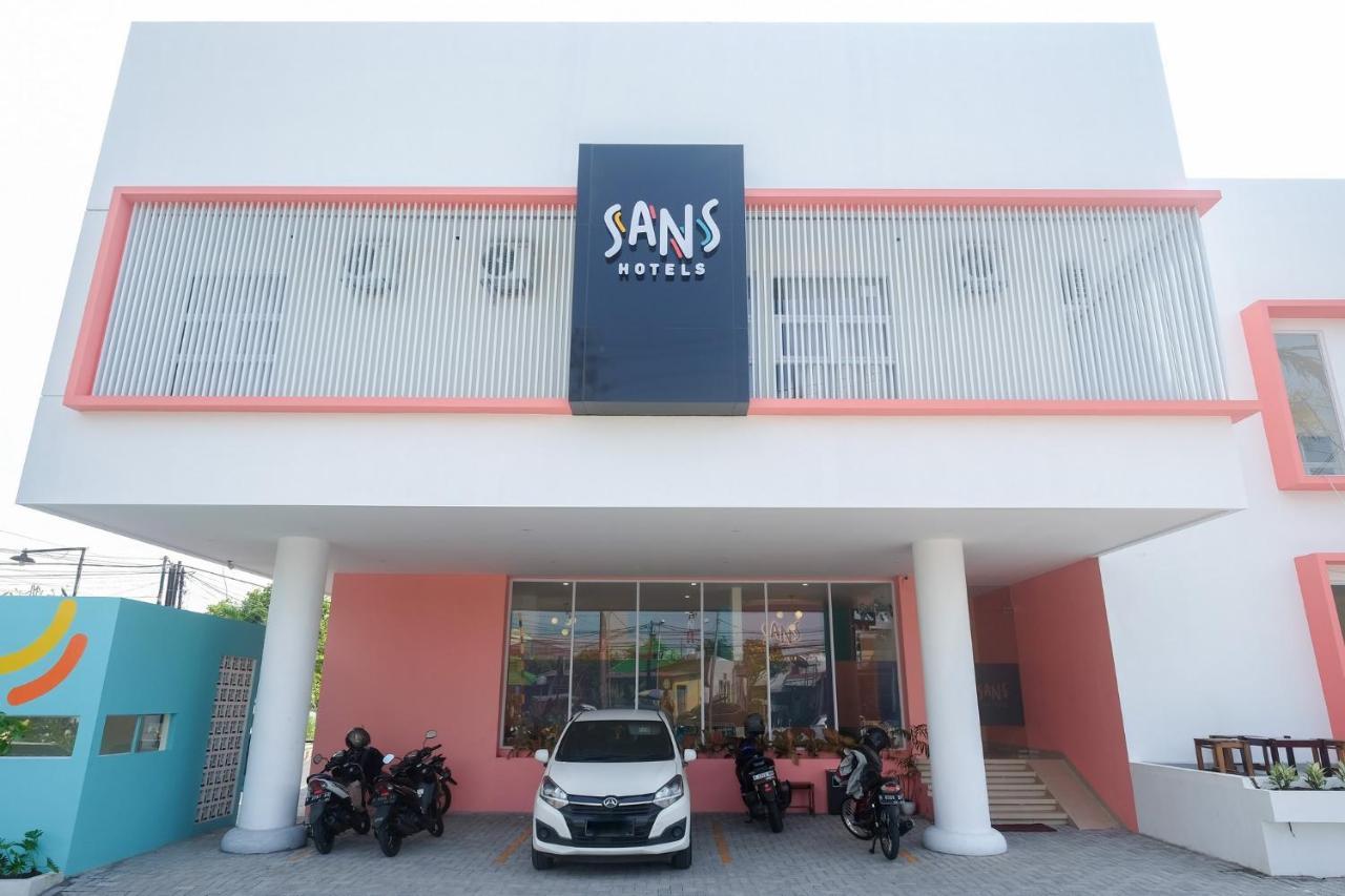 Sans Hotel Aurum Majapahit Semarang Exteriér fotografie