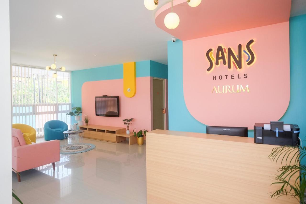 Sans Hotel Aurum Majapahit Semarang Exteriér fotografie